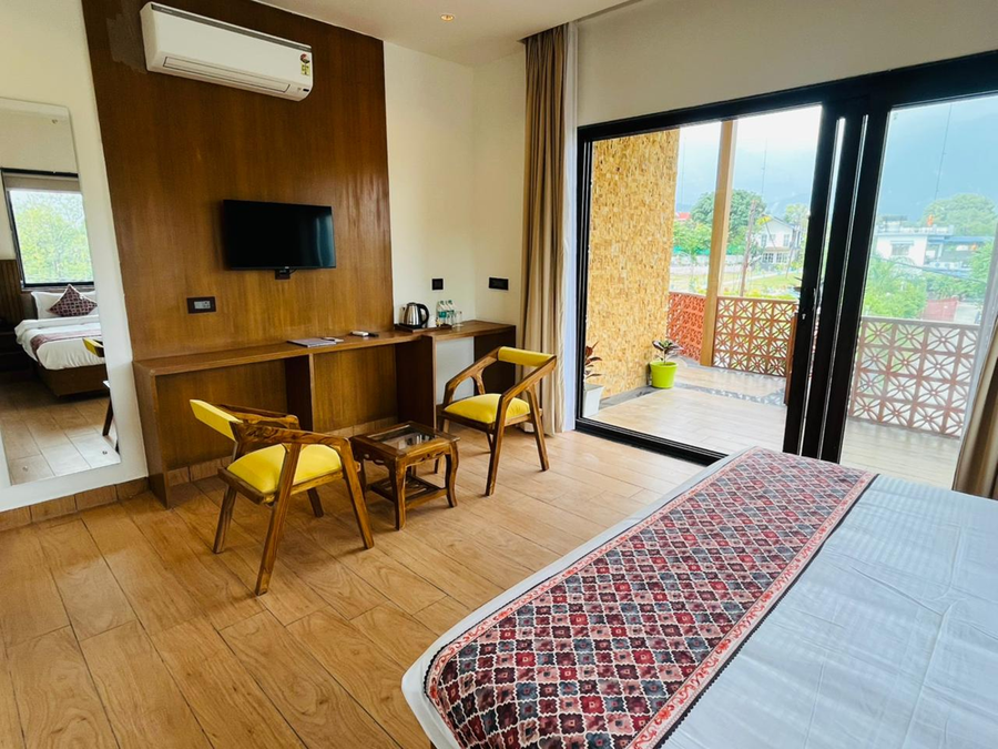 chitralekha boutique resort