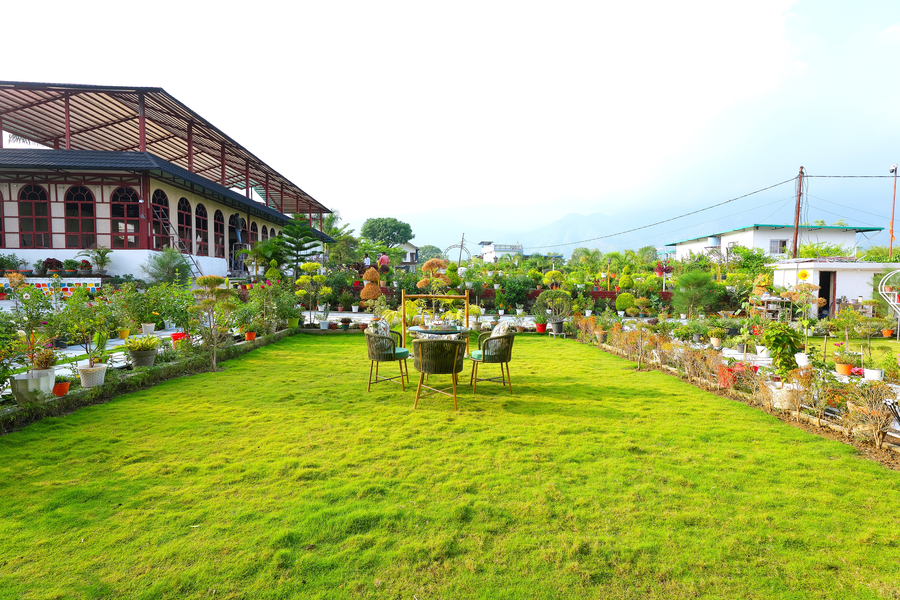 chitralekha boutique resort
