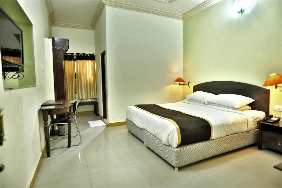 hotel rajputana palace