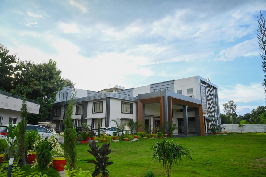 Jai Vilas Palace And Resort,,5 star