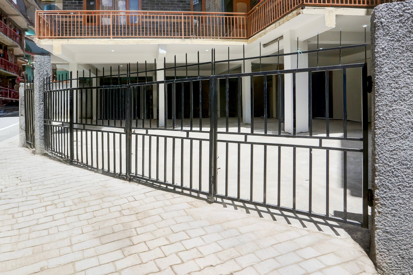 Hotel O Model Town Road,,3 star