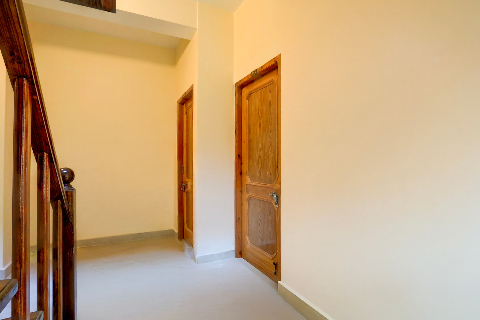 hotel o model town road