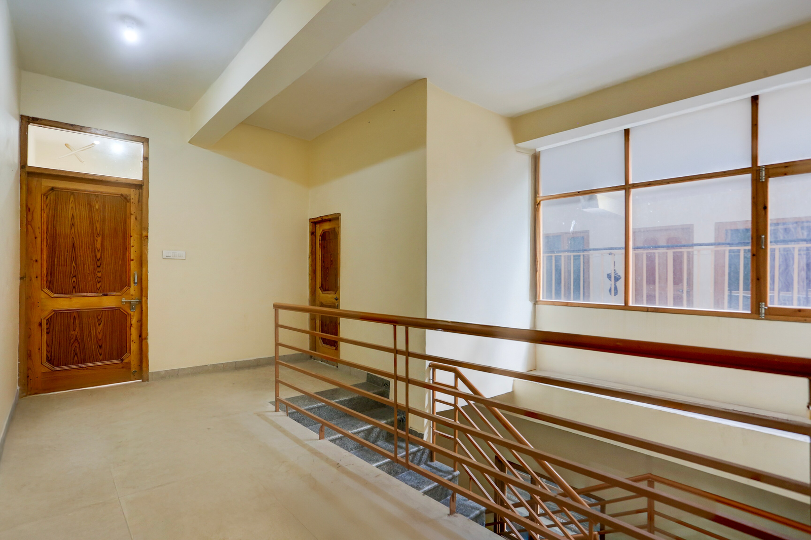 hotel o model town road