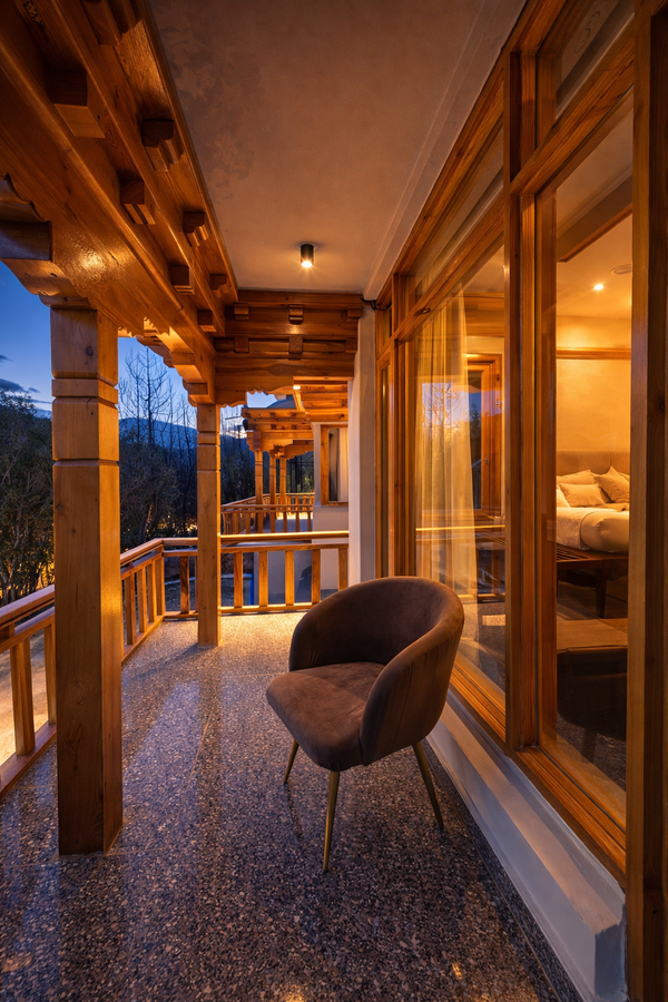 the vintage villas resort ladakh luxury stay with mountain views