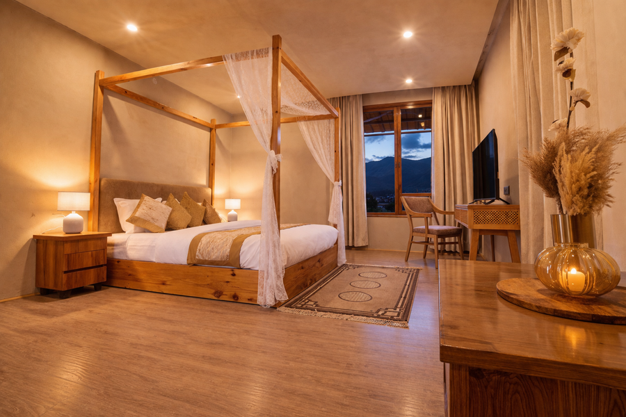 the vintage villas resort ladakh luxury stay with mountain views