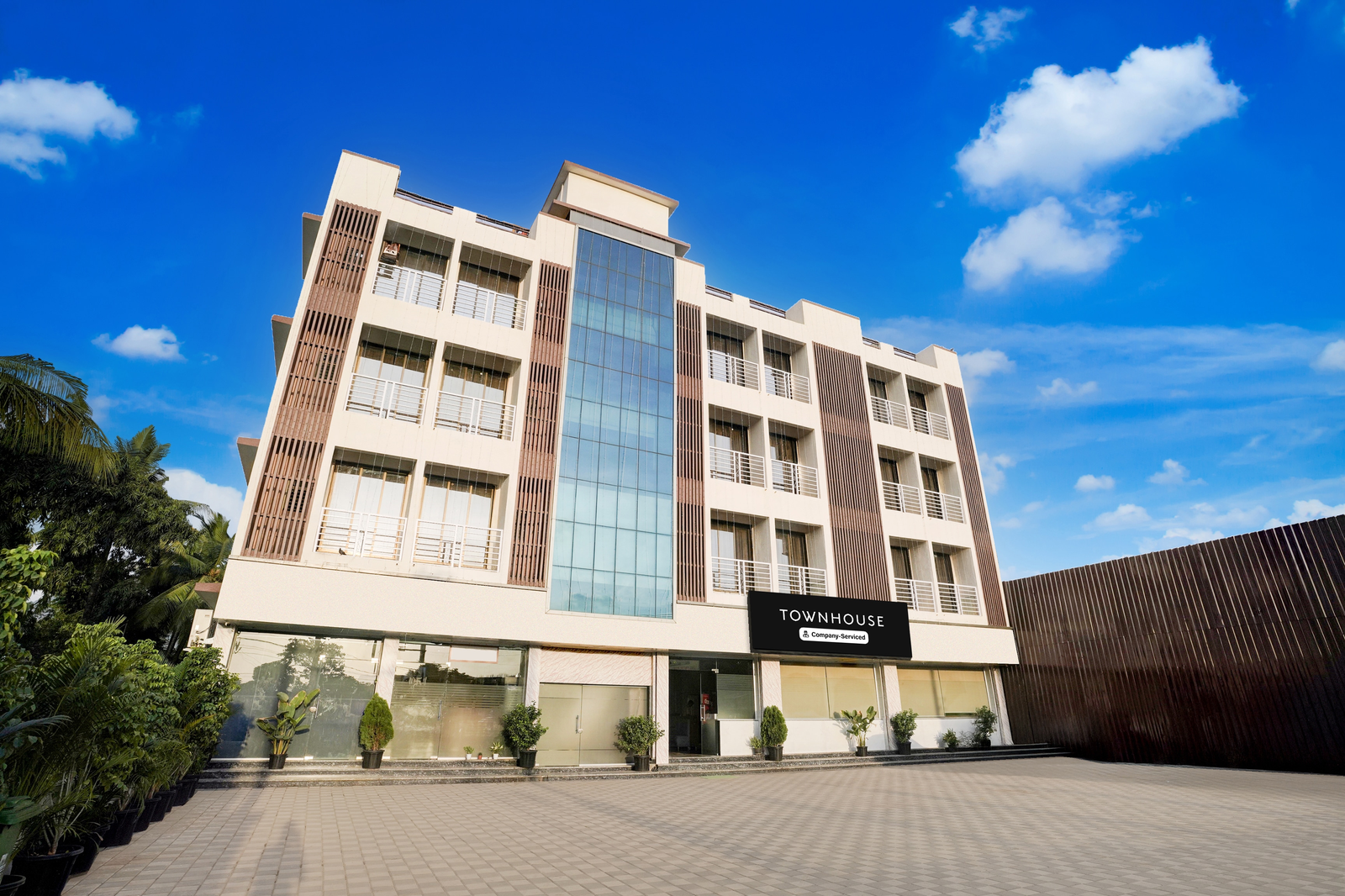 Super Townhouse Vasai Express Highway Formerly Majestic Inn,,3 star