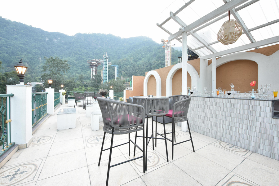 tiaraa lite a ganges retreat