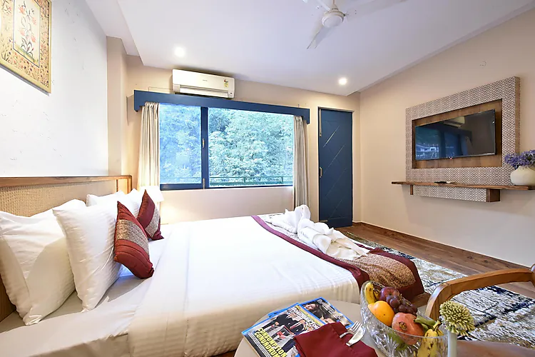 tiaraa lite a ganges retreat