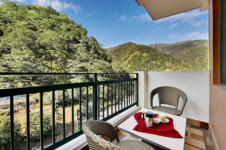 tiaraa lite a ganges retreat