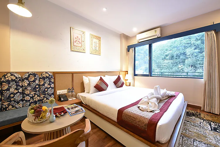 tiaraa lite a ganges retreat