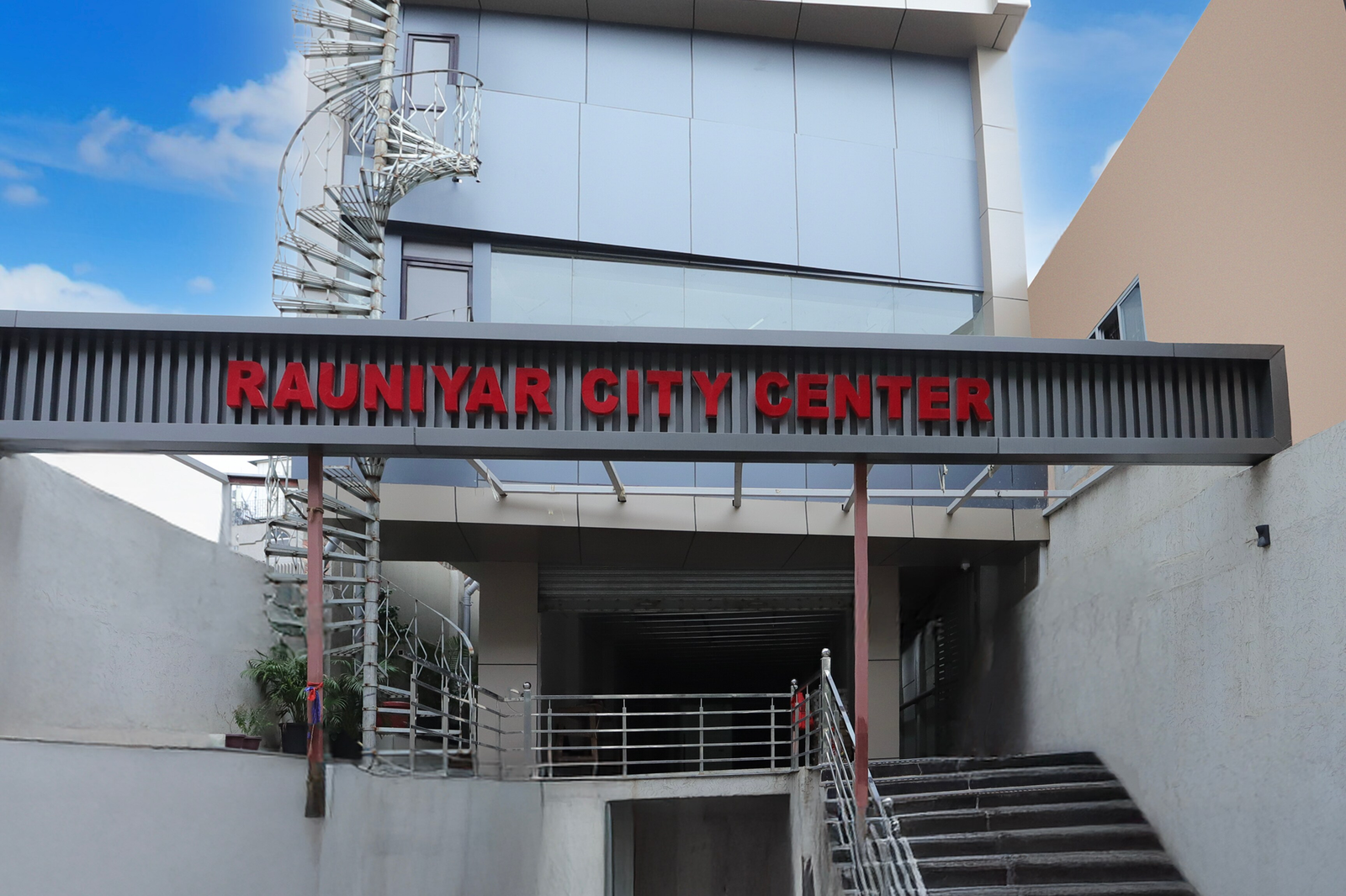 Super Townhouse Rauniyar City Centre Ratu Road,,3 star