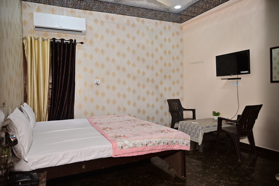 anamika palace