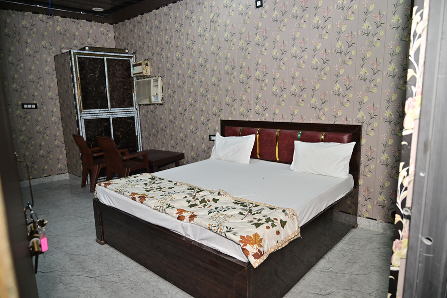 anamika palace