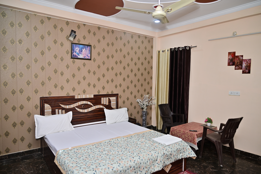 anamika palace