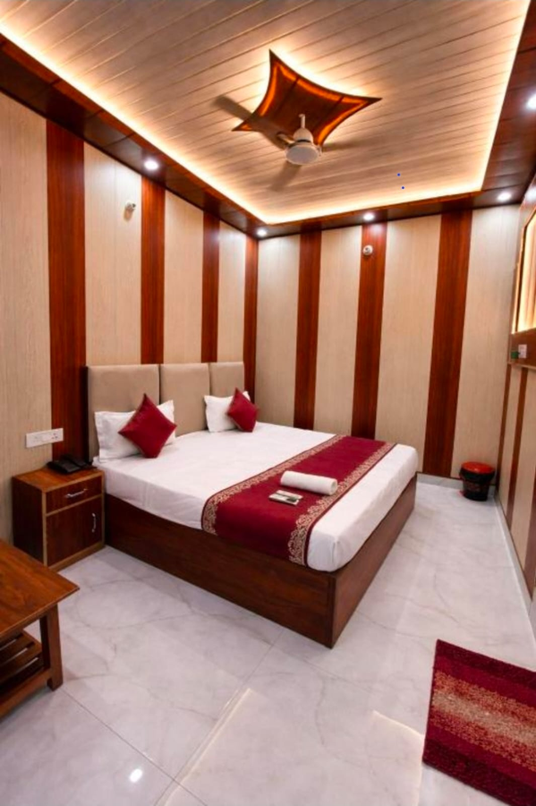 hotel ramayana grand ayodhya