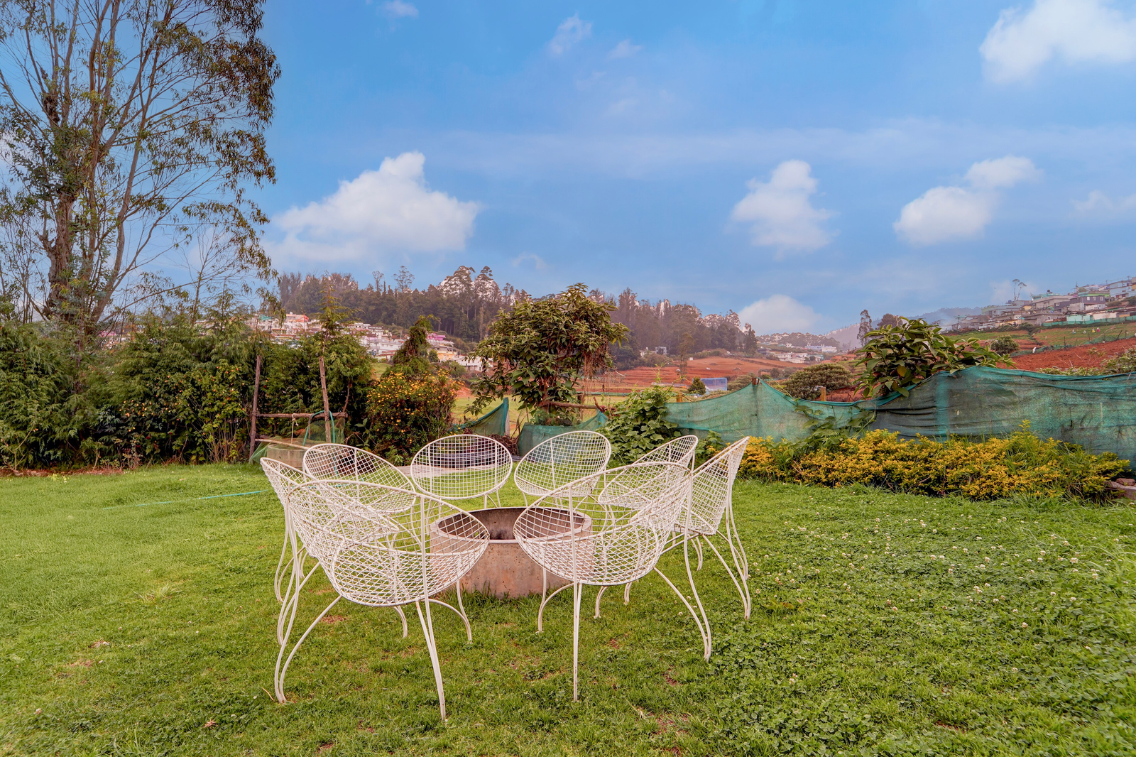 collection o sun set view ooty formerly aathira hill stay