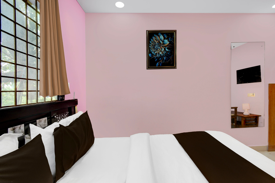 super hotel o lakdikapul near birla mandir