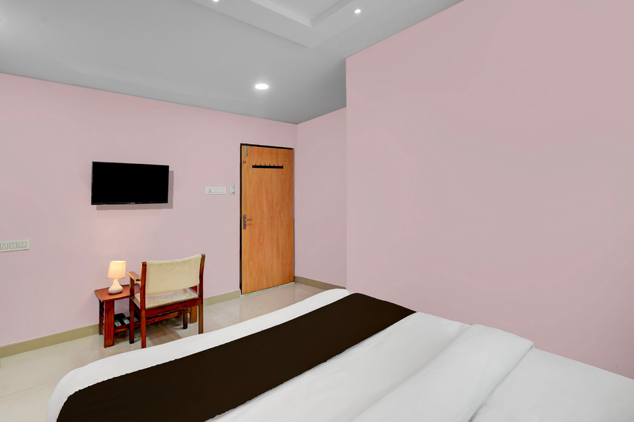 super hotel o lakdikapul near birla mandir