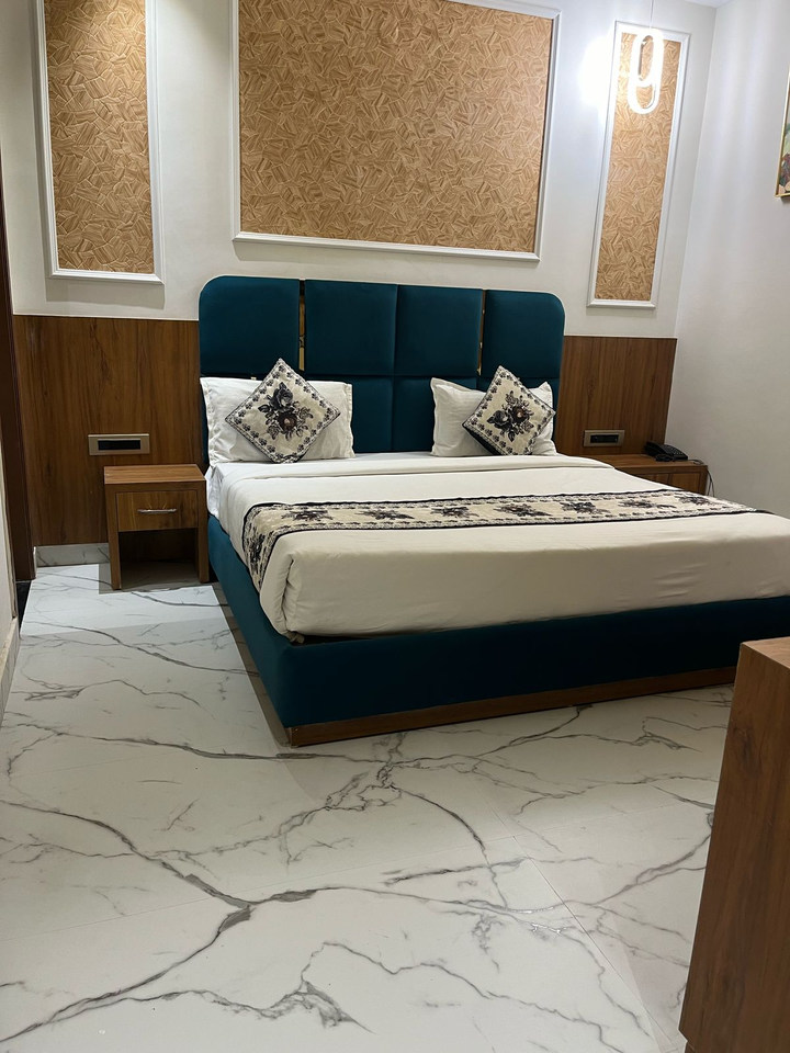 hotel royal vista by divud ecom