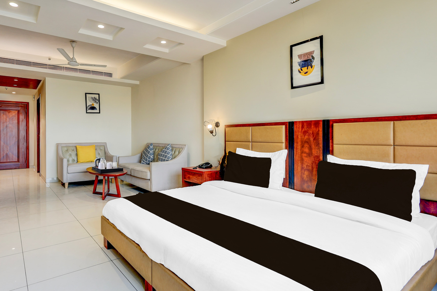 super townhouse oak sector 39 medanta
