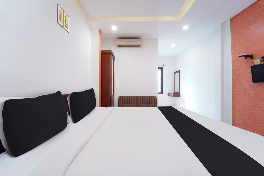 super townhouse city center ernakulam