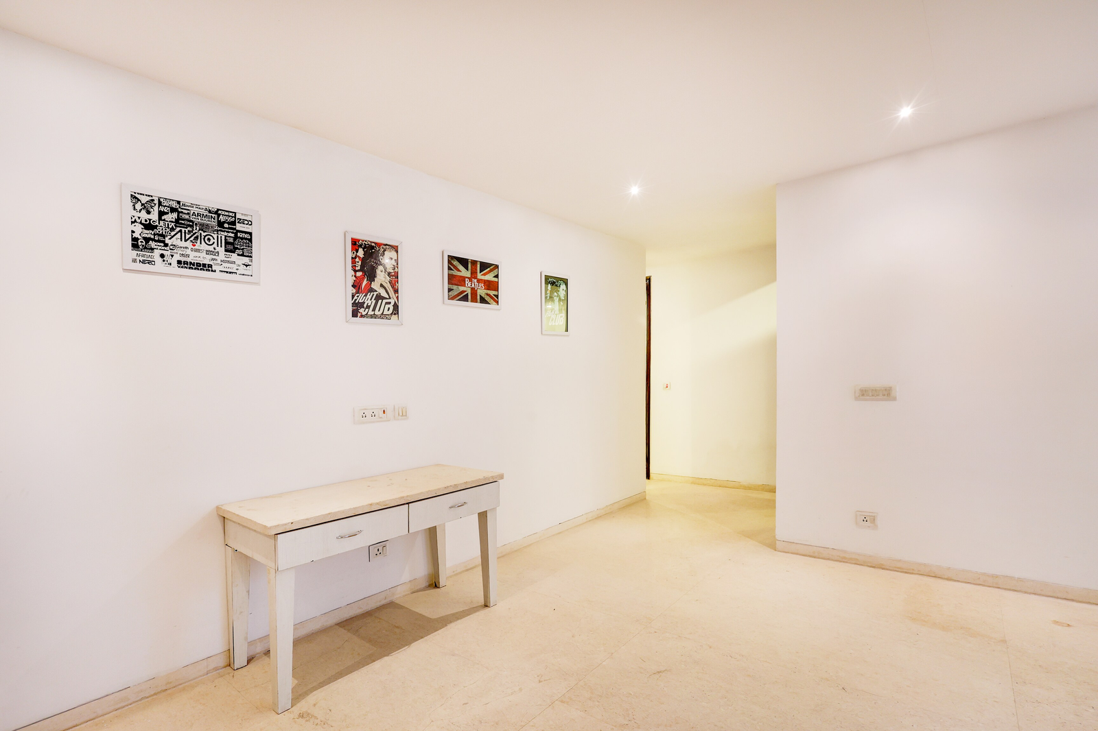 super townhouse t block sector 24