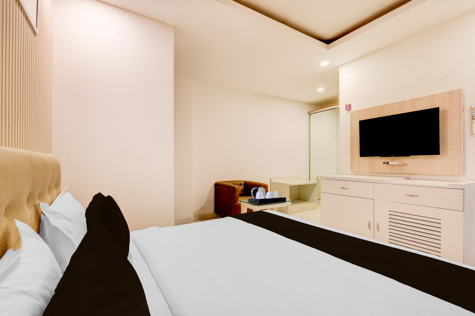 super townhouse t block sector 24