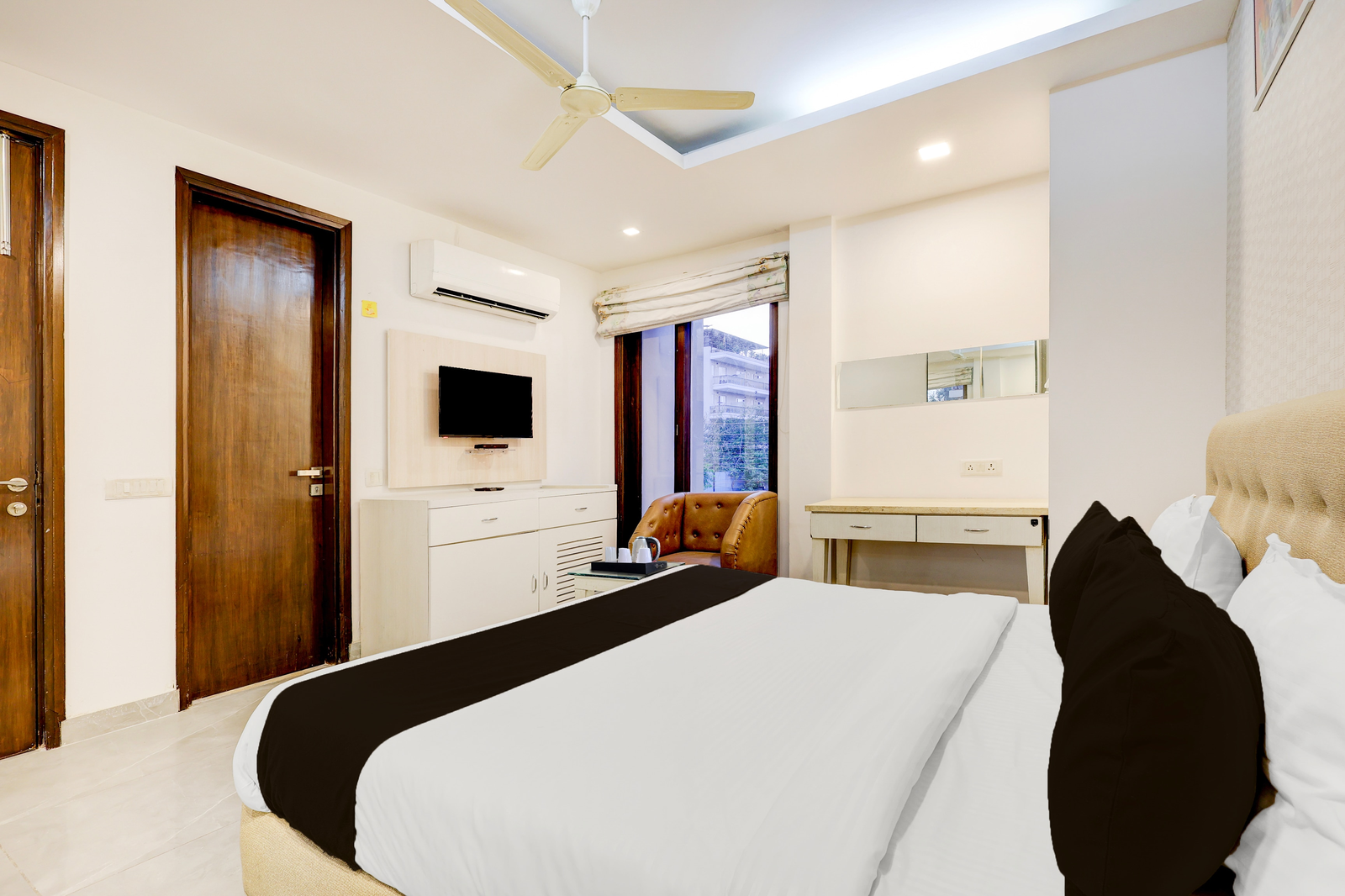 super townhouse t block sector 24