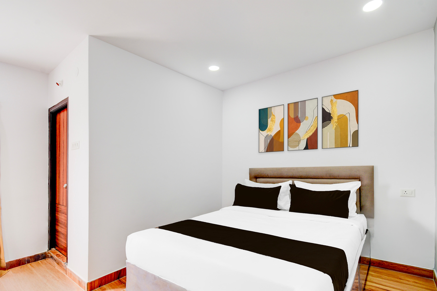 townhouse vanasthali puram