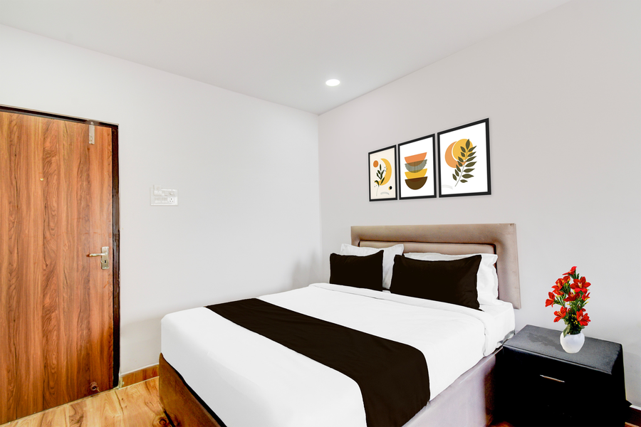 townhouse vanasthali puram