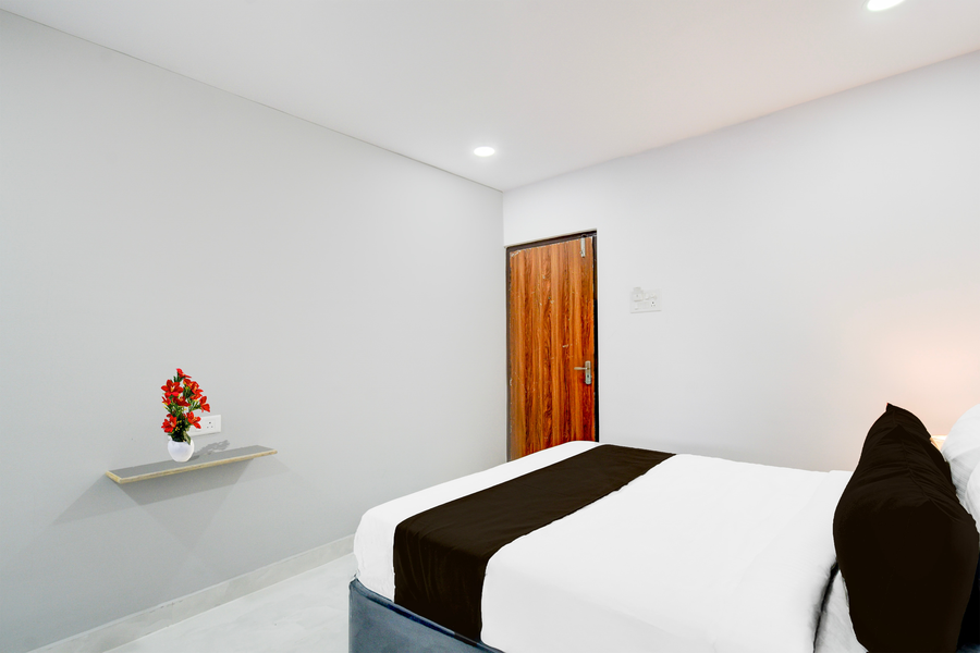 townhouse vanasthali puram