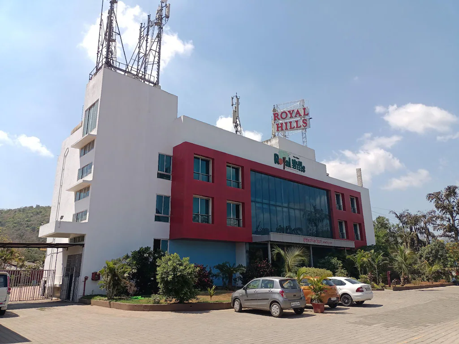 hotel royal hills