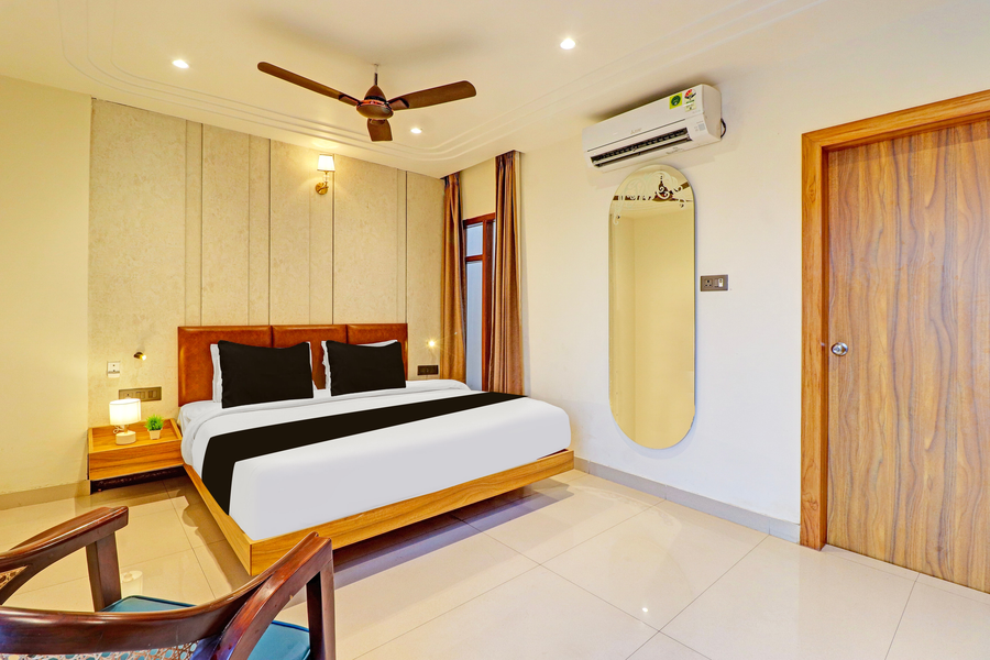 super townhouse patel nagar near saharanpur chowk dehradun