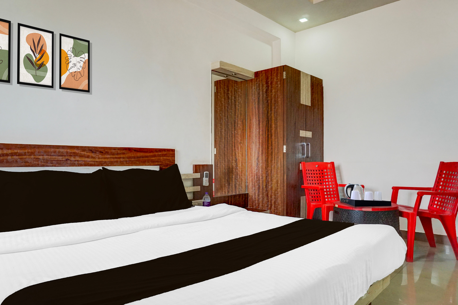 super collection o mahabaleshwar near mapro garden