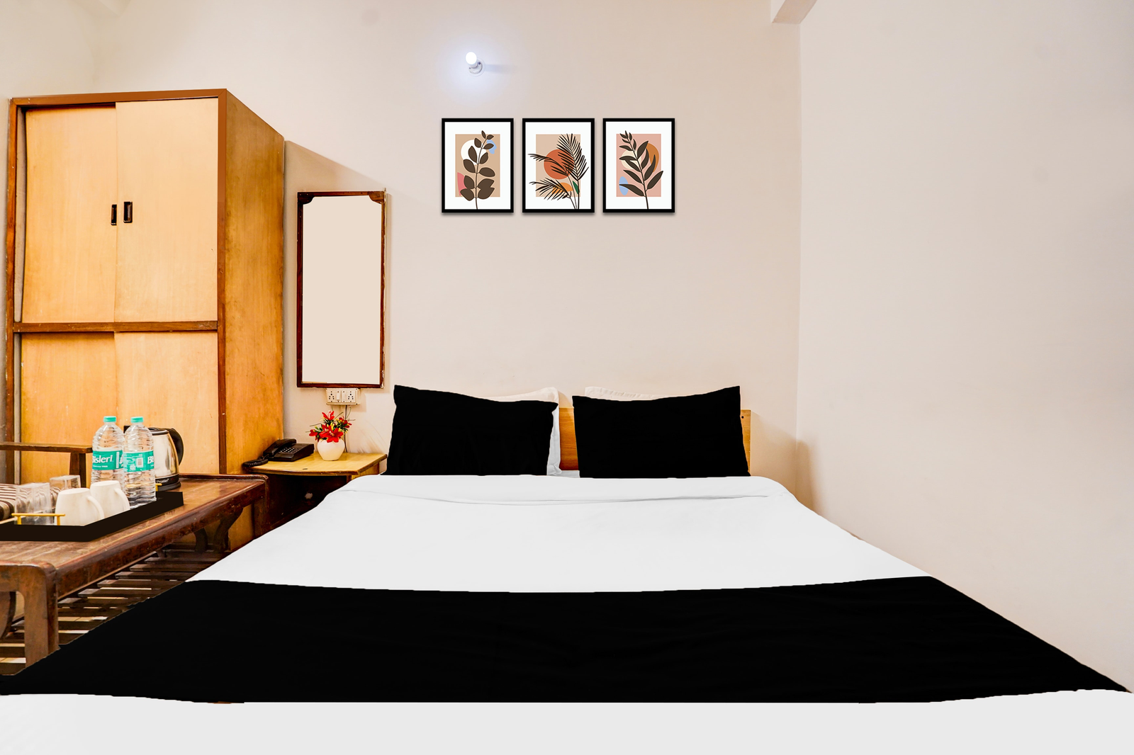 hotel o hussainganj near vidhansabha