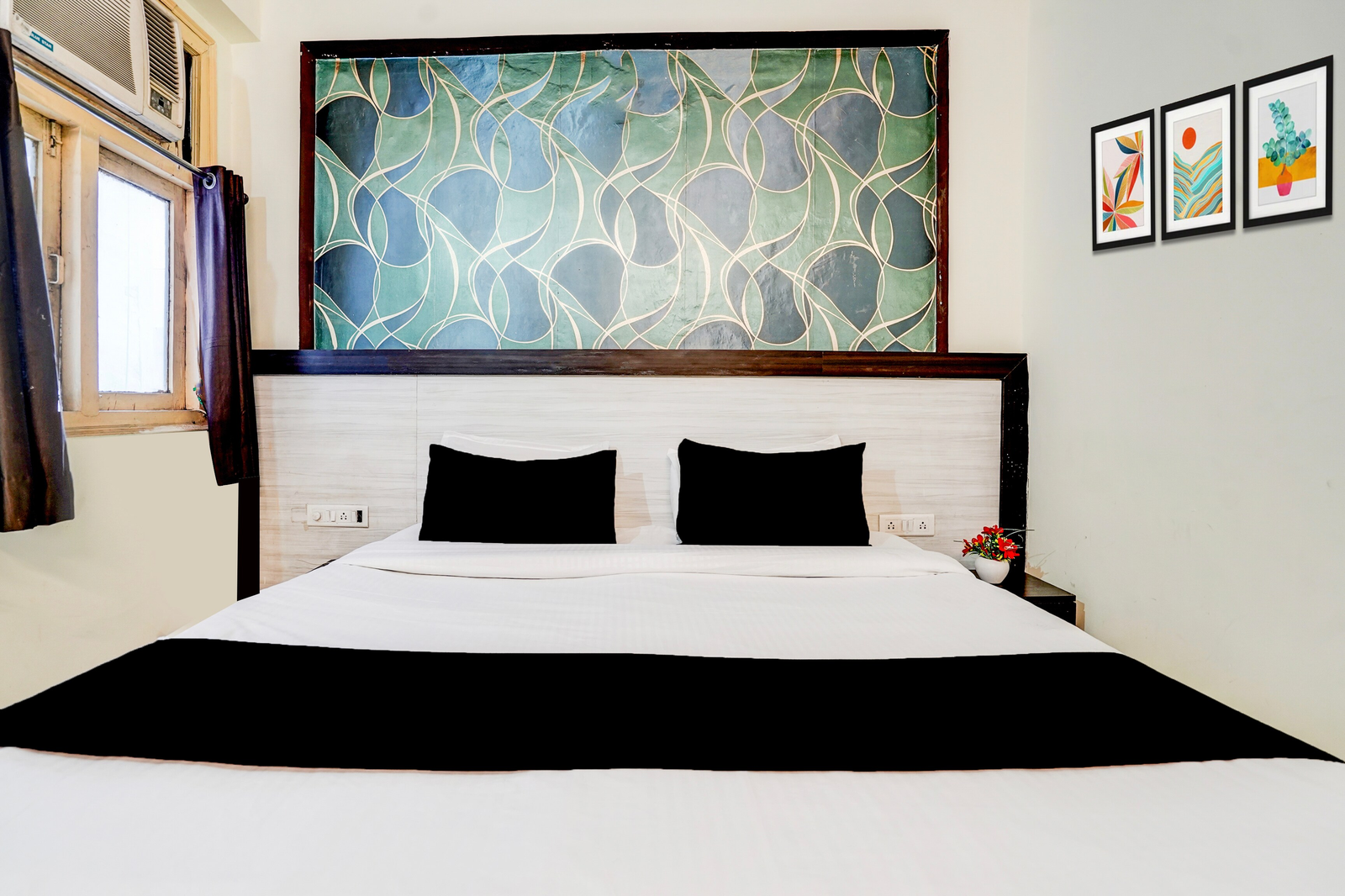 hotel o hussainganj near vidhansabha