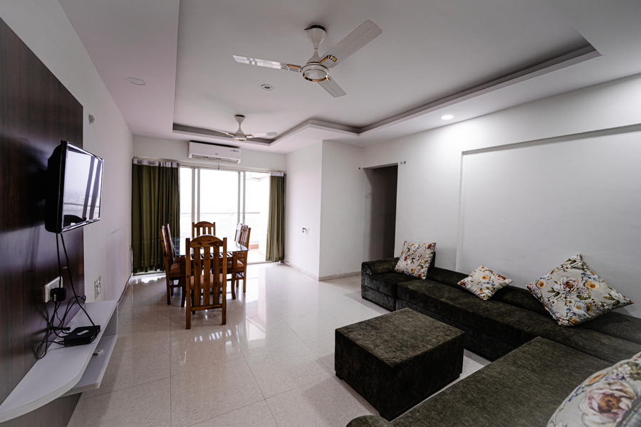 Staeg Night Sky View 2Bhk 1605,,3 star