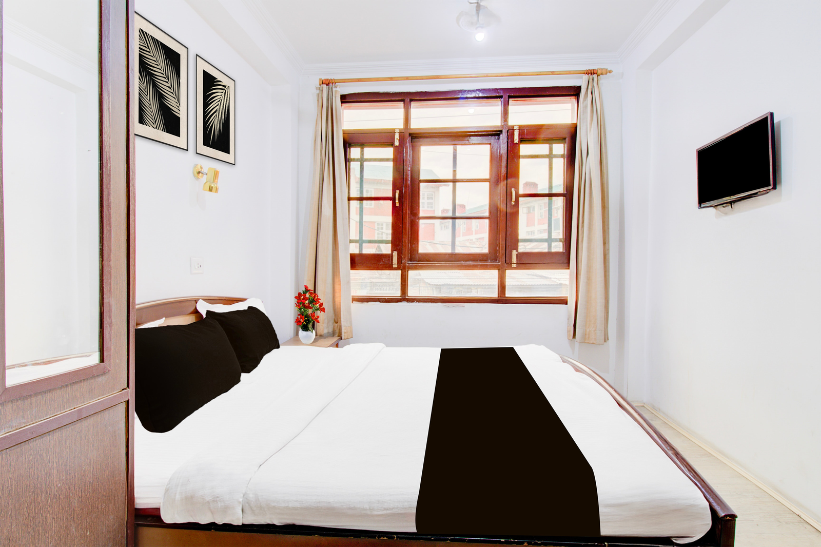 hotel o jahangir chowk formerly city star