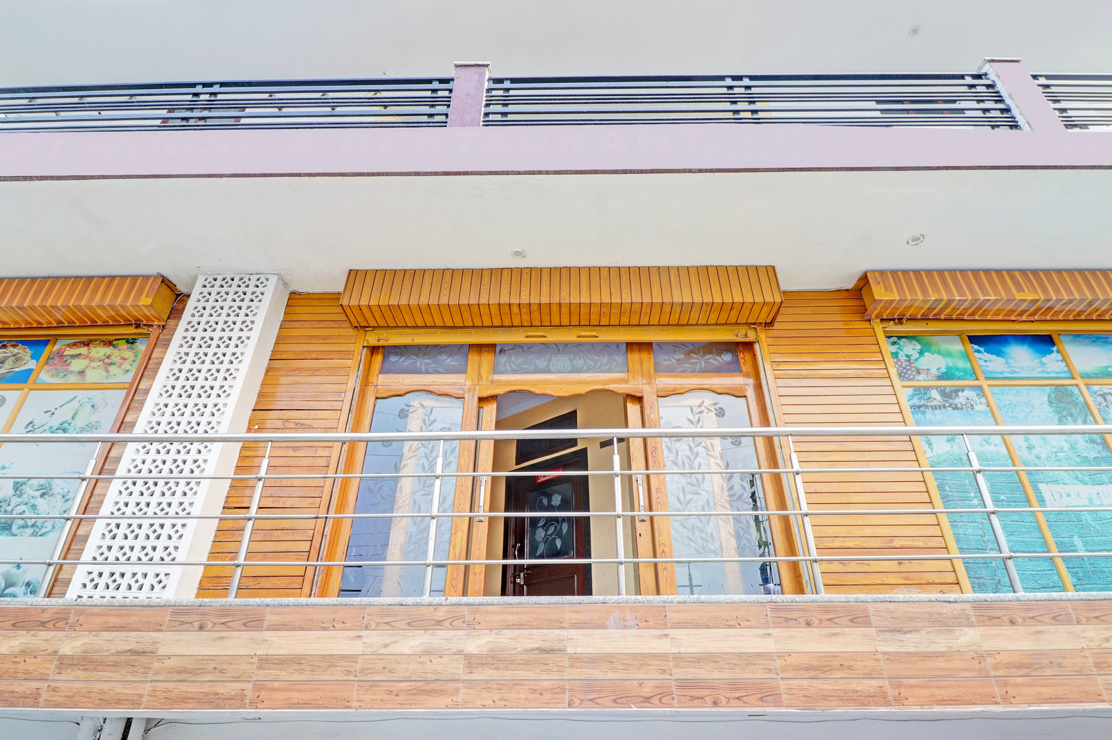 Hotel O Vidhan Sabha Chowk Formerly Sunshine Guest House,Dehradun, Dehradun,3 star