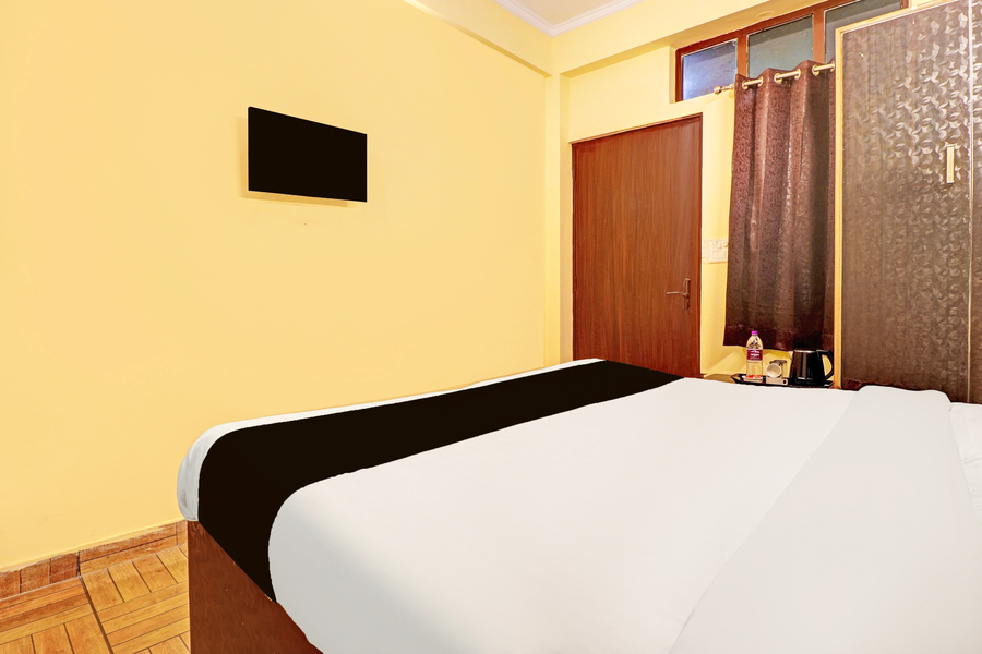 hotel o vidhan sabha chowk formerly sunshine guest house