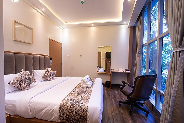 hotel afotel mumbai near international airport