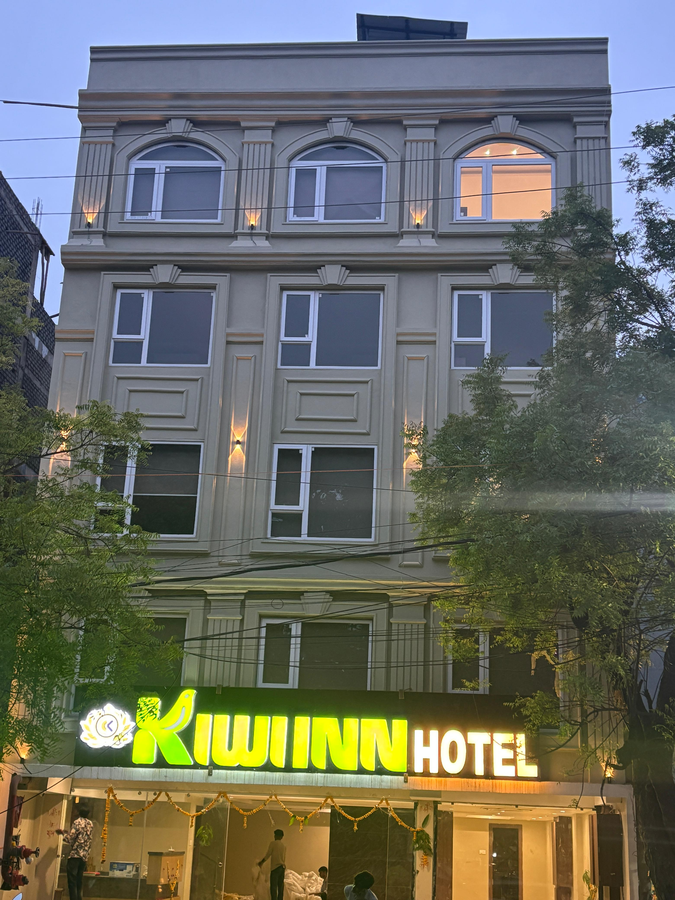 Kiwi Inn Ujjain,Near Ujjain Train Station,2 star