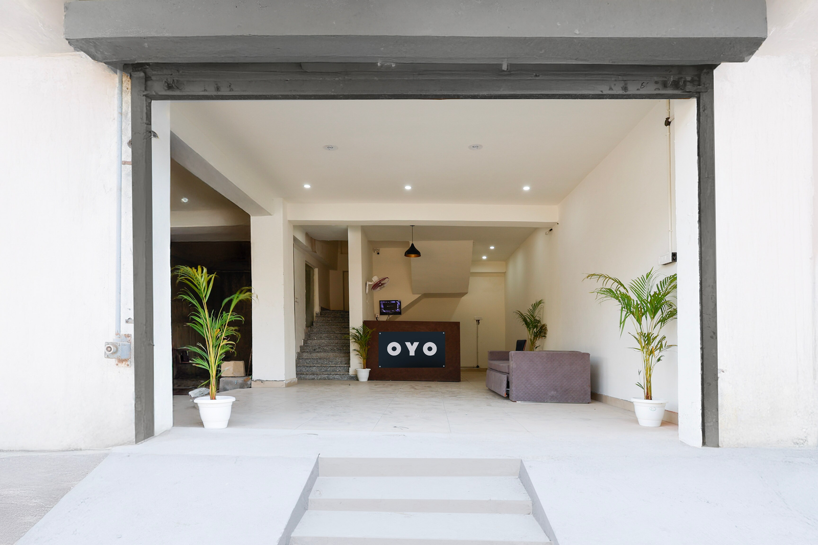 Super Collection O Sector 62 Faridabad,,3 star