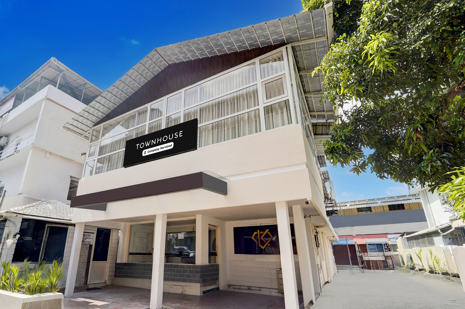 super townhouse deshabhimani road kaloor kochi