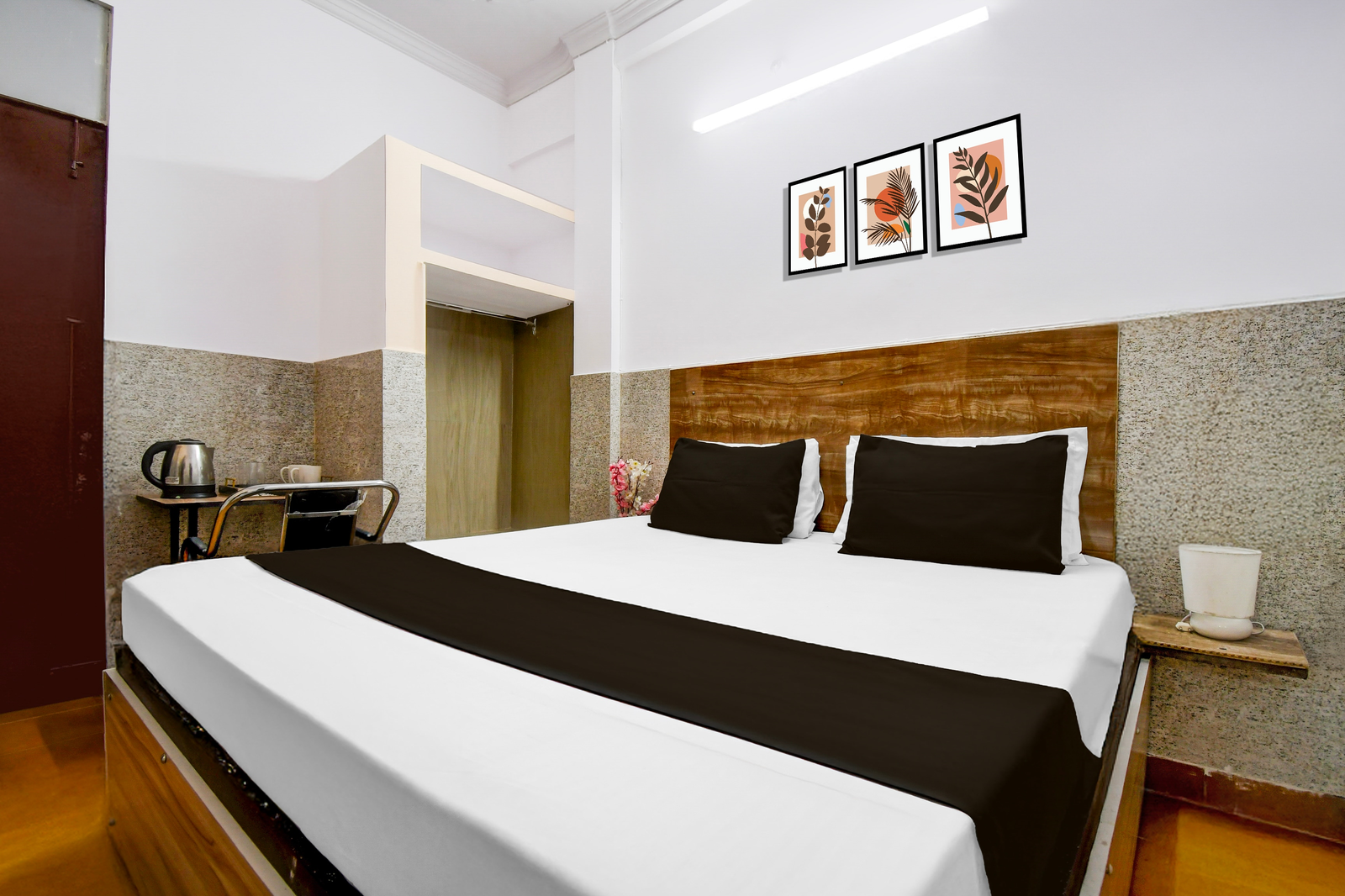 super collection o vikas nagar post office formerly metro club and guest house