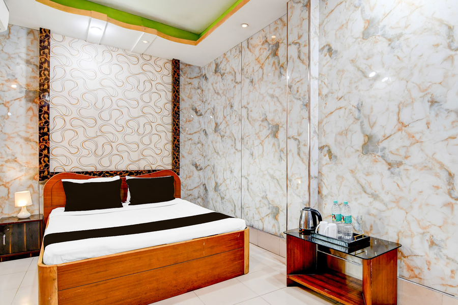 hotel o serampore railway station formerly rupashi guest house