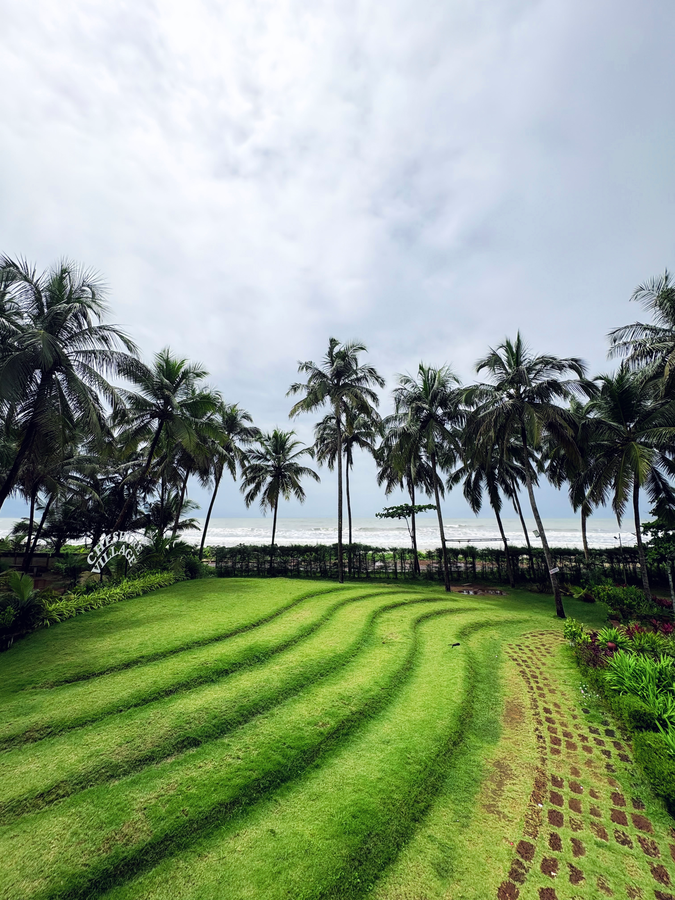 cheshire village beach resort