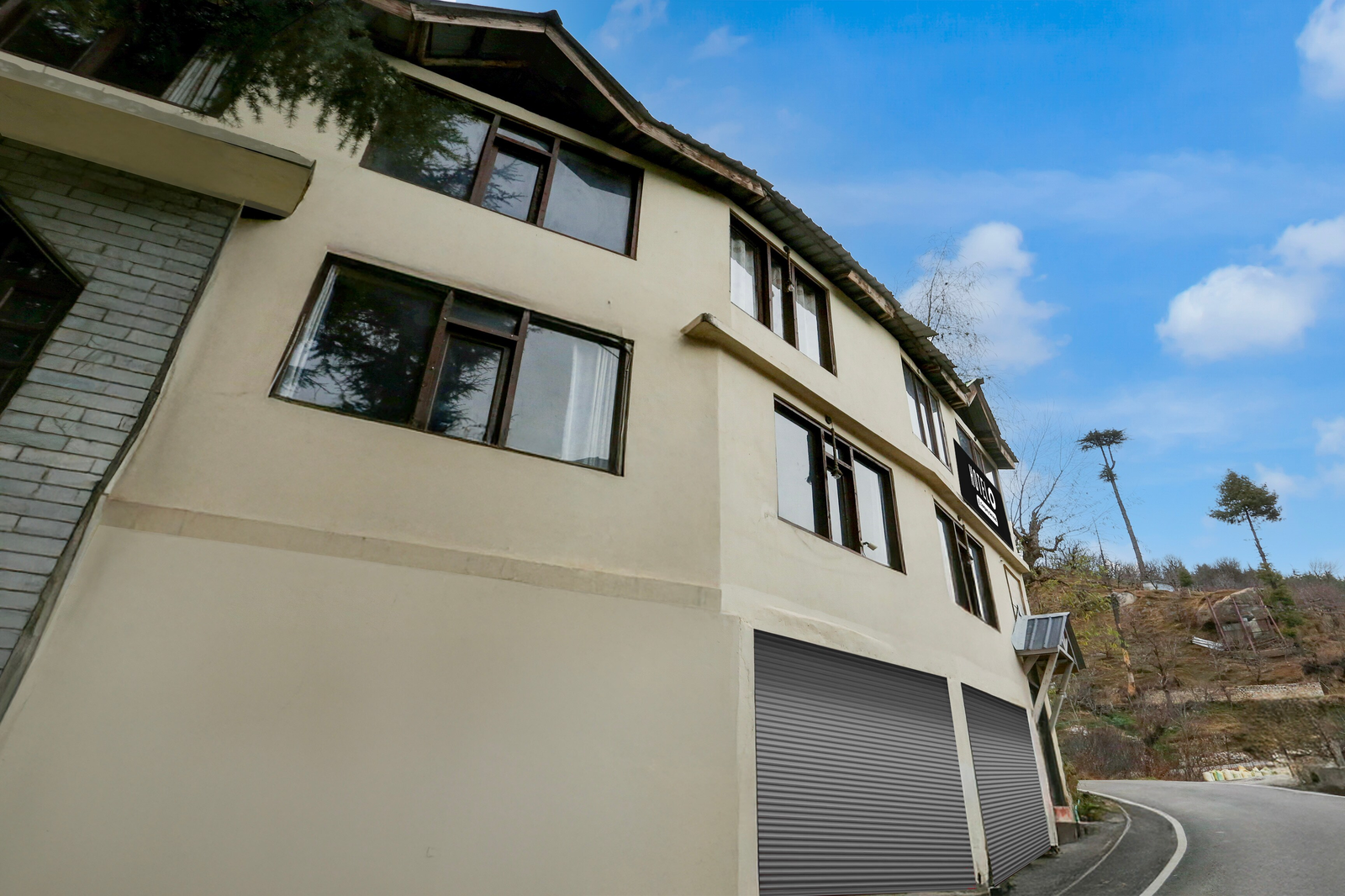 Super Hotel O Simsa Near Kanyal Road,,3 star