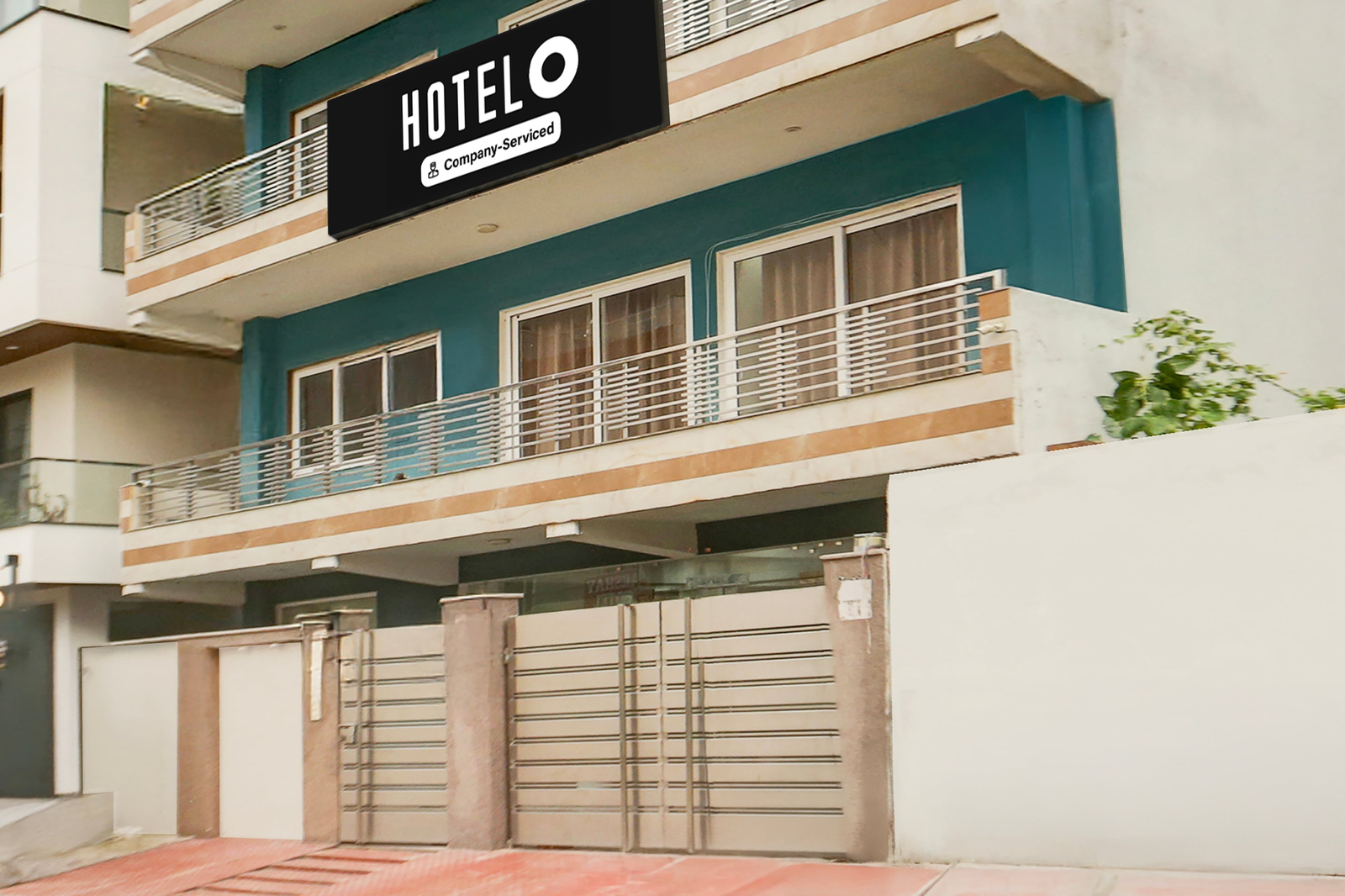 super hotel o subhash chowk near medanta hospital formerly l b residency