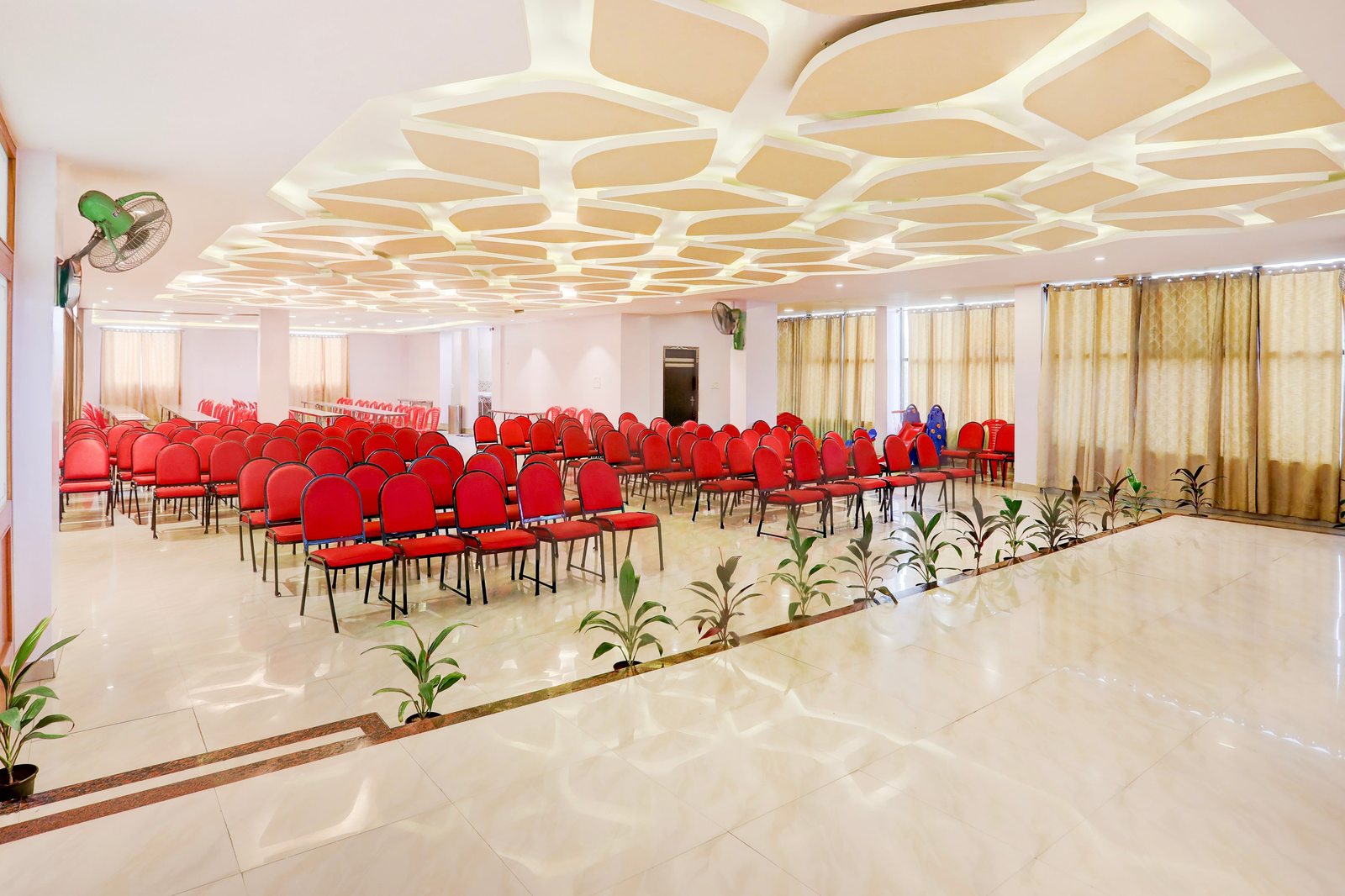 Super Collection O Summanahalli Bus Stand Formerly Elevate 58,Yeshwanthpur,3 star